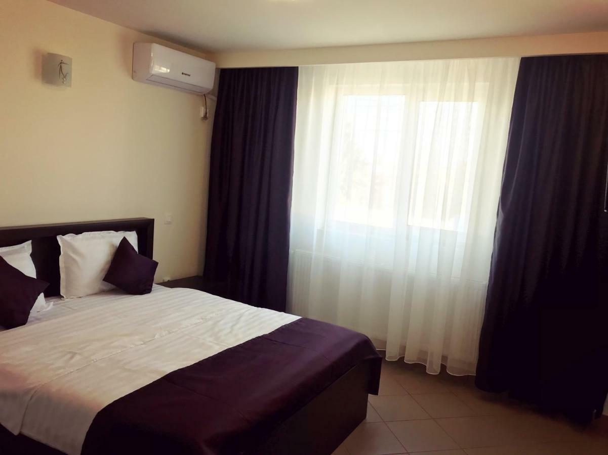 Casa Bucurr Hotel Afumati Luaran gambar