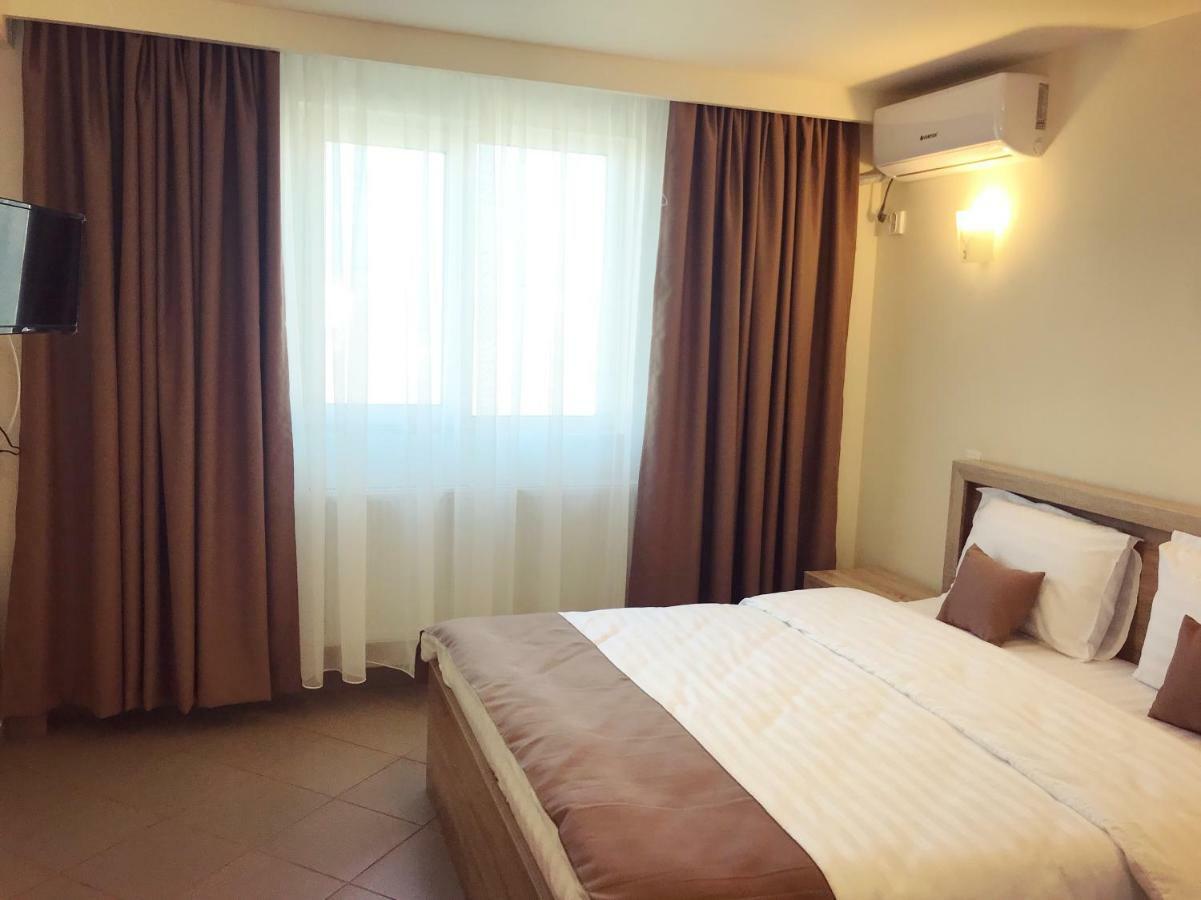 Casa Bucurr Hotel Afumati Luaran gambar