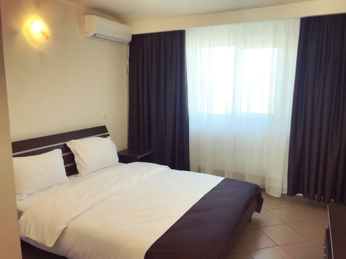 Casa Bucurr Hotel Afumati Luaran gambar